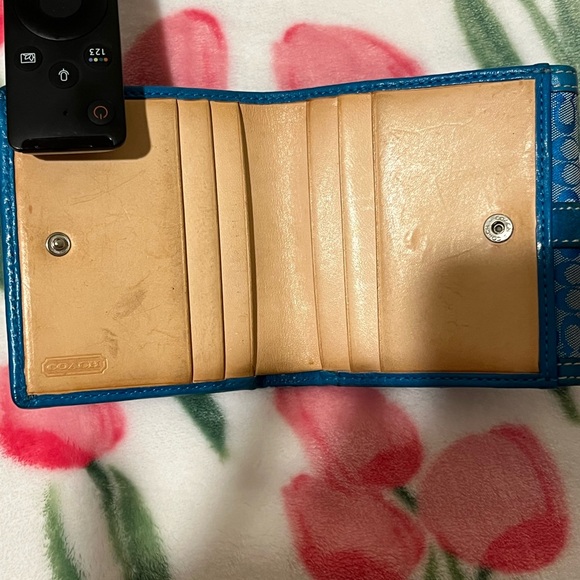 Blue Patterned Wallet - Picture 3 of 6